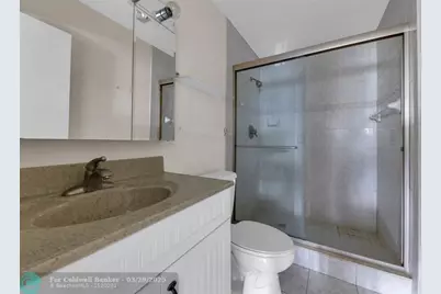 6371  Bay Club Dr, Unit #4, Fort Lauderdale, FL 33308 - Photo 17