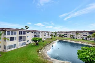 715 Lori Dr, Palm Springs, FL 33461 - Photo 7