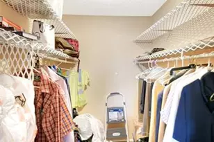 715 Lori Dr, Palm Springs, FL 33461 - Photo 29