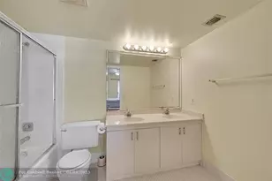 2901 Victoria Cir, Coconut Creek, FL 33066 - Photo 5