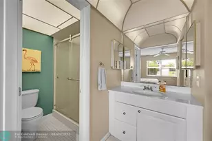 9841 Sunrise Lakes Blvd, Sunrise, FL 33322 - Photo 11