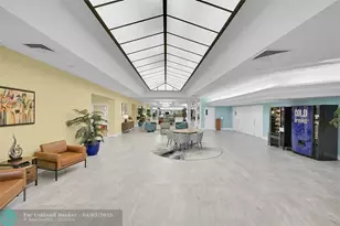 9841 Sunrise Lakes Blvd, Sunrise, FL 33322 - Photo 47