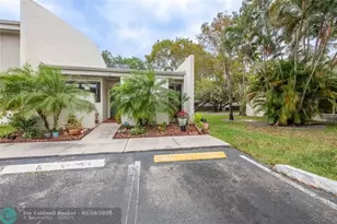 9889 NW 14th Ct, Pembroke Pines, FL 33024 - Photo 1