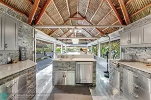 58 S Carol Pkwy, Margate, FL 33068 - Photo 9