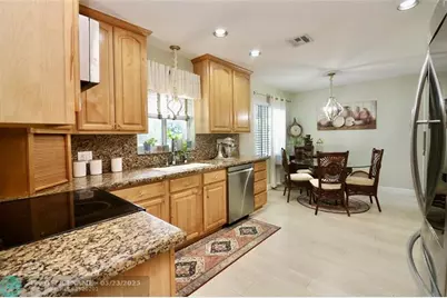 6307  Silk Oak Cir, Tamarac, FL 33319 - Photo 29
