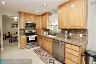 6307 Silk Oak Cir, Tamarac, FL 33319 - Photo 23