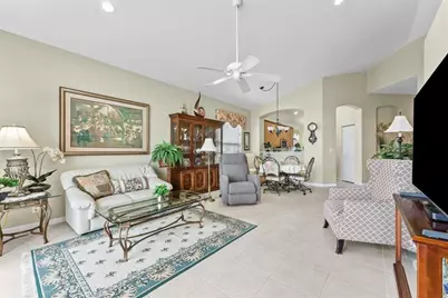 810 NW Rutherford Court, Port Saint Lucie, FL 34983 - Photo 9