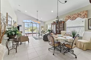 810 NW Rutherford Ct, Port Saint Lucie, FL 34983 - Photo 3