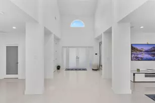 615 3rd Key Dr, Fort Lauderdale, FL 33304 - Photo 11