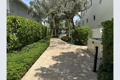 3416  Norfolk St, Pompano Beach, FL 33062 - Photo 23