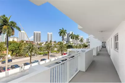 511  Bayshore Dr, Unit #410, Fort Lauderdale, FL 33304 - Photo 47