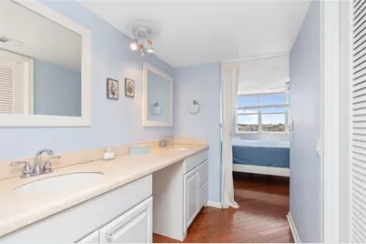 511  Bayshore Dr, Unit #410, Fort Lauderdale, FL 33304 - Photo 17