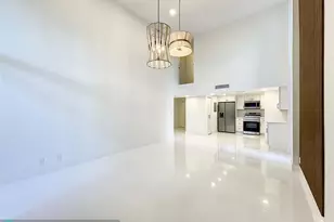 20329 W Country Club Dr, Miami, FL 33180 - Photo 9