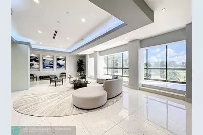 20329 W Country Club Dr, Unit #10, Miami, FL 33180 - Photo 27