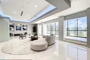 20329 W Country Club Dr, Miami, FL 33180 - Photo 27