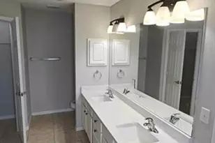 585 NW Floresta Dr, Port Saint Lucie, FL 34983 - Photo 11