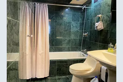 400  Kings Point Dr, Unit #1423, Sunny Isles Beach, FL 33160 - Photo 11