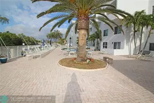 2860 NE 14th St, Pompano Beach, FL 33062 - Photo 9