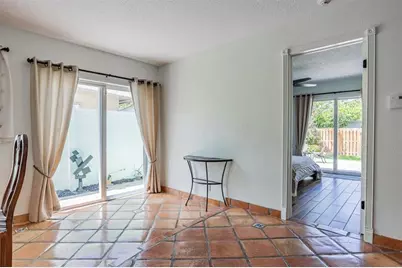 1924 NE 18th St, Fort Lauderdale, FL 33305 - Photo 19