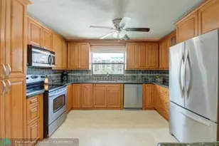 1975 SE 3rd St, Deerfield Beach, FL 33441 - Photo 7