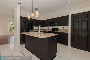 18798 SW 28th St, Miramar, FL 33029 - Photo 11