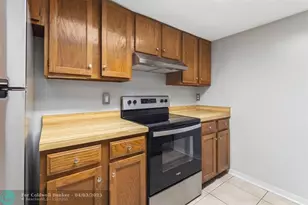 6926 SW 45th, Gainesville, FL 32608 - Photo 11