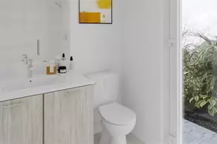 12328 SW 43 St, Davie, FL 33330 - Photo 9