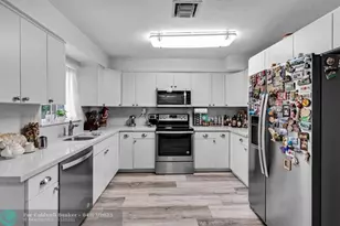 315 S 57th Ave, Hollywood, FL 33023 - Photo 11