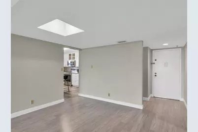 16300  Golf Club Rd, Unit #719, Weston, FL 33326 - Photo 9