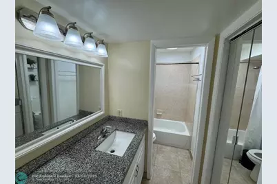 4222  Inverrary Blvd, Unit #4306, Lauderhill, FL 33319 - Photo 9