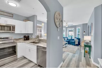 5020  Fairways Cir, Unit #J107, Vero Beach, FL 32967 - Photo 3