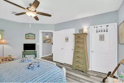 5020  Fairways Cir, Unit #J107, Vero Beach, FL 32967 - Photo 17