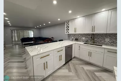 7300 NW 5th Pl, Unit #103, Margate, FL 33063 - Photo 3