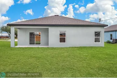 1517 SW Kamchatka Ave, Port Saint Lucie, FL 34953 - Photo 17