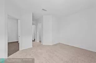 1517 SW Kamchatka Ave, Port Saint Lucie, FL 34953 - Photo 11