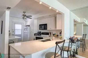 3401 N Country Club Dr, Aventura, FL 33180 - Photo 13