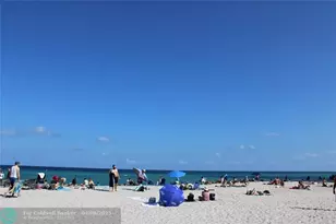 4111 S Ocean Dr, Hollywood, FL 33019 - Photo 19