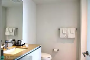 4111 S Ocean Dr, Hollywood, FL 33019 - Photo 7