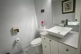 16 Spinning Wheel Ln, Tamarac, FL 33319 - Photo 7