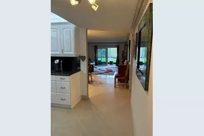 3010 NE 16 Avenue, Unit #102, Oakland Park, FL 33334 - Photo 5