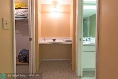 3051 N Course Dr, Unit #211, Pompano Beach, FL 33069 - Photo 13