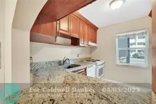 7897 Golf Cir Dr, Margate, FL 33063 - Photo 9