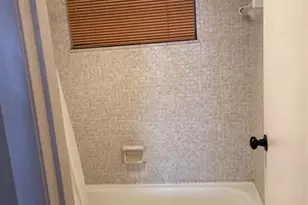 8205 NW 61st St, Tamarac, FL 33321 - Photo 13