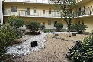 2831 Somerset Dr, Lauderdale Lakes, FL 33311 - Photo 23