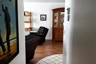 2831 Somerset Dr, Lauderdale Lakes, FL 33311 - Photo 5