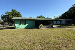 1120 SW 8th Ct, Okeechobee, FL 34974 - Photo 1