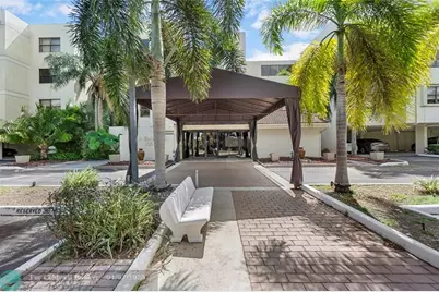 106  Lake Emerald Dr, Unit #315, Oakland Park, FL 33309 - Photo 21