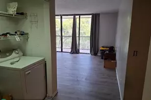 106 Lake Emerald Dr, Oakland Park, FL 33309 - Photo 9