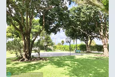 106  Lake Emerald Dr, Unit #315, Oakland Park, FL 33309 - Photo 33