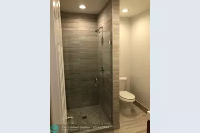 22028  Las Brisas Cir, Boca Raton, FL 33433 - Photo 15